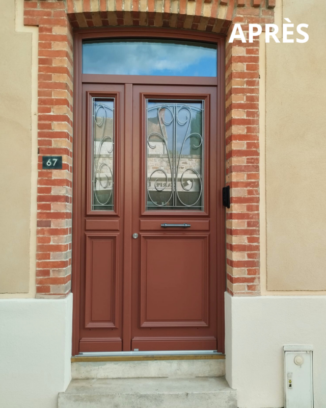 Porte d'entrée bois Bel'M sur-mesure à Barbizon